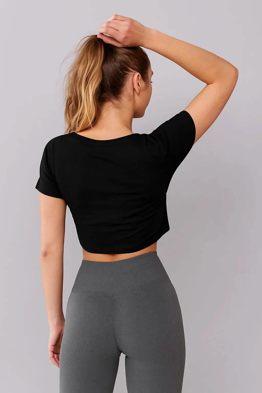 svart kort t-shirt