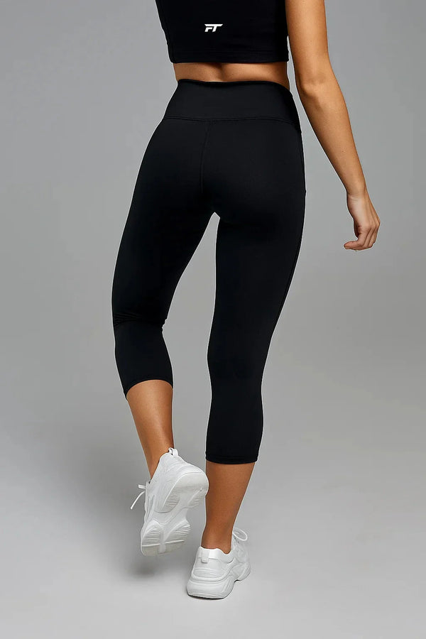 Momentum Short Leggings Black - Short Leggings