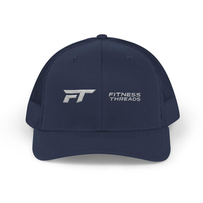Marinblå Snapback Trucker-keps - Broderad vit logotyp 