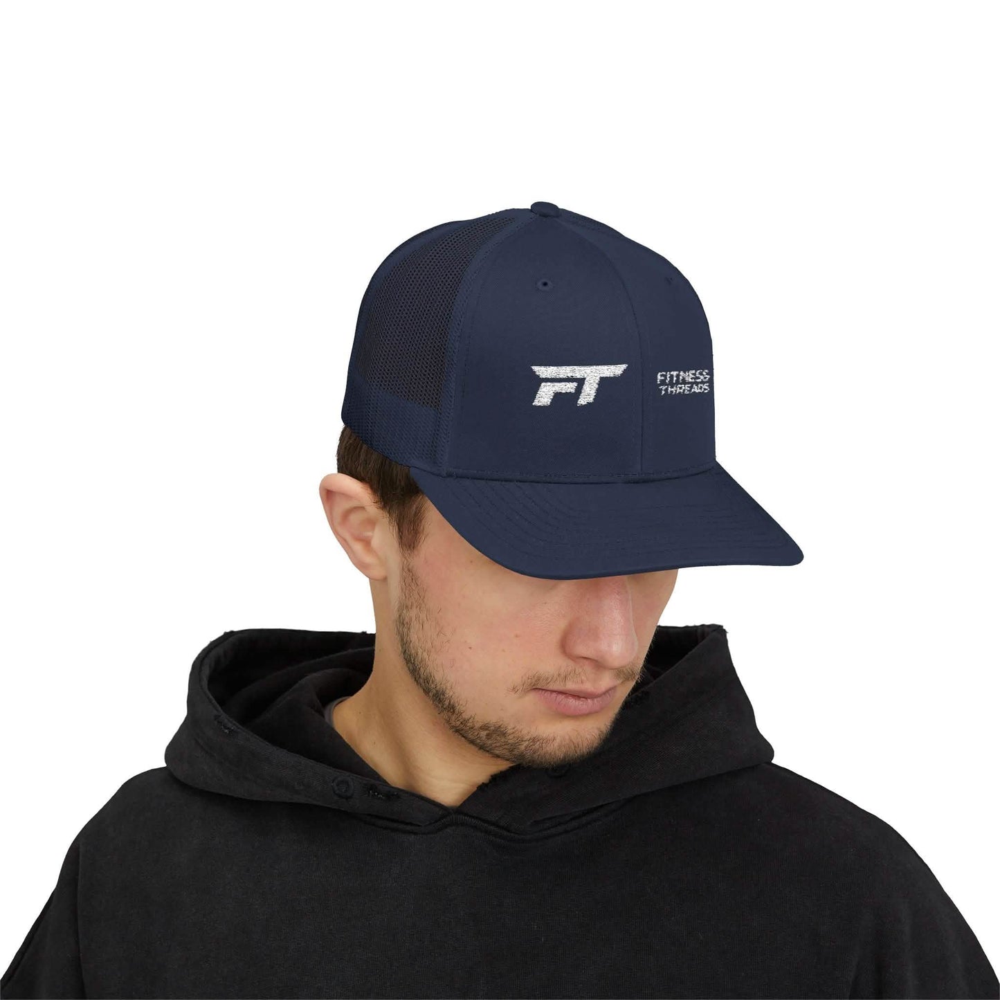Marinblå Snapback Trucker-keps - Broderad vit logotyp 